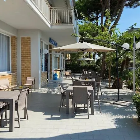 Primula Hotel 2*