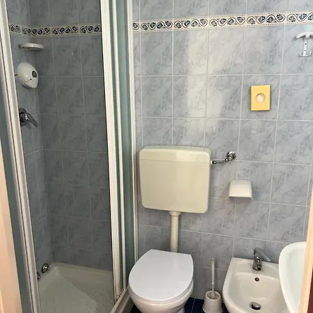 Primula فندق